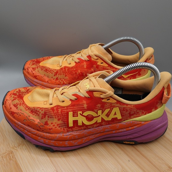 Hoka Shoes Womens 8.5B Speedgoat 6 Running Orange Yellow Vibram 1147811 SPRT